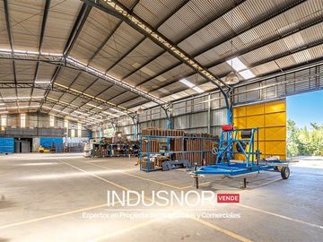 Bodega en Venta en Industrial Galpón sector Mariscal con Av.Santa Rosa