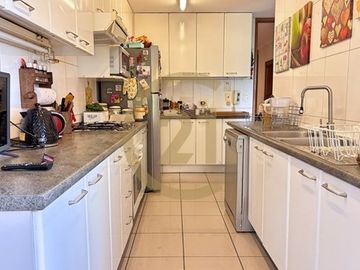 GRAN DPTO EN VENTA LAS CONDES VISTA DESPEJADA