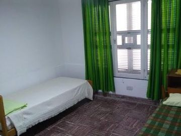Casa exclusiva con pileta y zonas verdes
