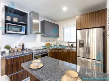 CASA RESIDENCIAL EN VENTA EN CUMBRES, N.L.