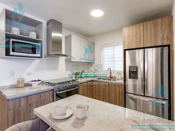 CASA RESIDENCIAL EN VENTA EN CUMBRES, N.L.