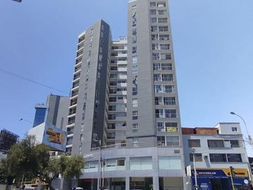 Exclusivo departamento duplex en 16° Piso - Surquillo