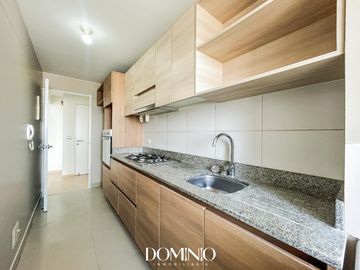 Depa en venta 3 dormitorios con cochera en Lince - Edificio con full areas comunes