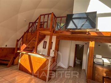 Hotel en Venta en A 800 metros de Camino Villlarrica - Pucon kilometro 13