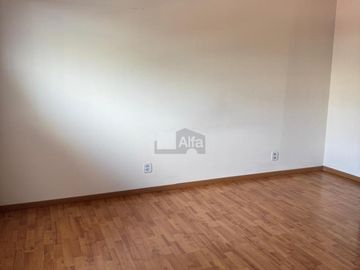 Venta casa en la herradura de 550m2