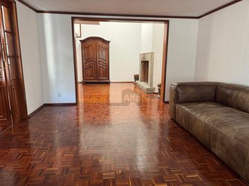 Venta casa en la herradura de 550m2