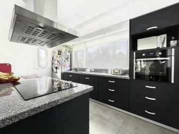 Casa en venta - 3 Dormitorios 1 Baño - Cochera - 1.050Mts2 - Chapadmalal