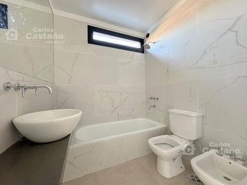 Moderno 3 Amb Semipiso a Estrenar con 2 Baños, Balcón   Cochera y Quincho