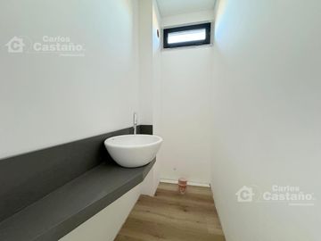 Moderno 3 Amb Semipiso a Estrenar con 2 Baños, Balcón   Cochera y Quincho