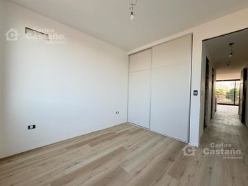 Moderno 3 Amb Semipiso a Estrenar con 2 Baños, Balcón   Cochera y Quincho