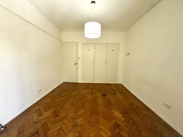 BAJO DE PRECIO/ OPORTUNIDAD / Venta Depto 3 Amb/ Cocina Separada/ Lavadero Indep/ Balcón