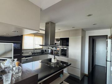 Piso 6 ambientes de 240m2 en Venta - Quilmes Centro