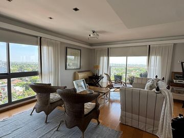 Piso 6 ambientes de 240m2 en Venta - Quilmes Centro