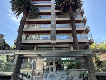 Piso 6 ambientes de 240m2 en Venta - Quilmes Centro