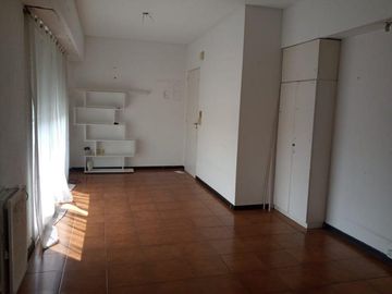 Departamento en Remedios De Escalada