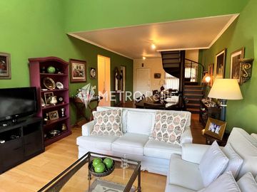 Departamento Dormy tipo Duplex en Venta en Mayling C.C