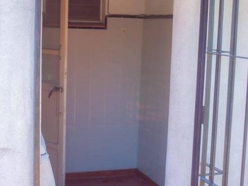 Casa en Venta -  Florida, 4/5 amb, 2 plantas, c/jardín y parrilla.