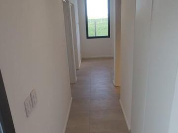 CASA A ESTRENAR EN VENTA - Barrio La Lusitana, Loma Verde RESERVADA!!