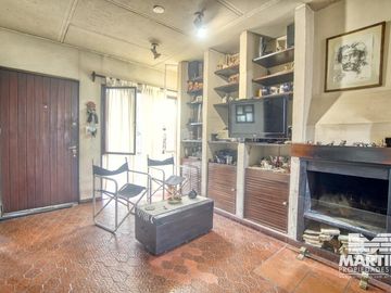Dúplex 4 amb, con cochera, escritorio y patio - Martínez