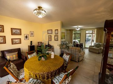 Casa en Venta en San Angel Calle cerrada