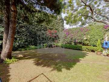 Casa en Venta en San Angel Calle cerrada