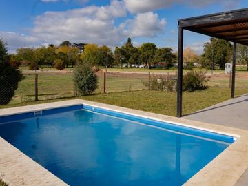 Oportunidad Venta Casa en Barrio Privado Saint Joseph