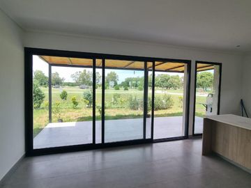 Oportunidad Venta Casa en Barrio Privado Saint Joseph