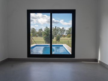Oportunidad Venta Casa en Barrio Privado Saint Joseph