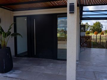 Oportunidad Venta Casa en Barrio Privado Saint Joseph