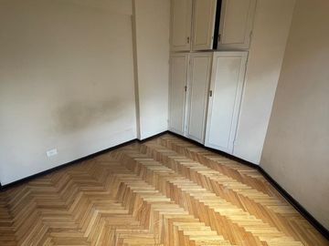 Venta Departamento en  Caballito. Acoyte al 200