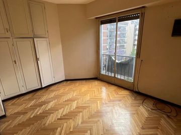 Venta Departamento en  Caballito. Acoyte al 200