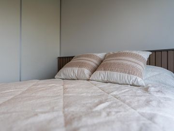VENTA Departamento Rosario Barrio Luis Agote 1 dormitorio equipado balcon estrenar