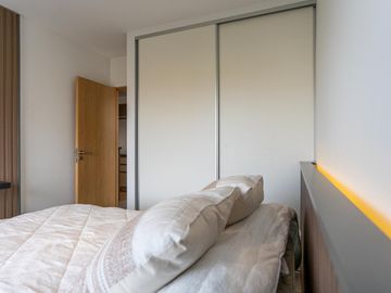 VENTA Departamento Rosario Barrio Luis Agote 1 dormitorio equipado balcon estrenar