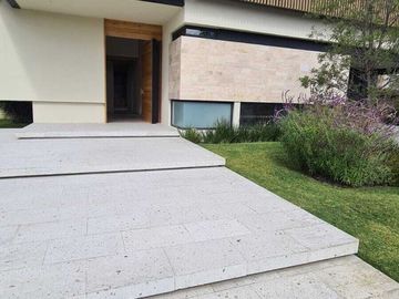 Venta de Casa en Querétaro, dentro Club Golf Campanario 4 recámaras, gran jardín