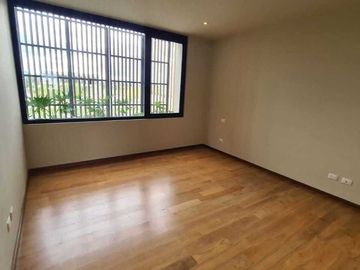 Venta de Casa en Querétaro, dentro Club Golf Campanario 4 recámaras, gran jardín