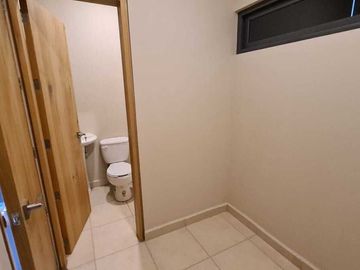 Venta de Casa en Querétaro, dentro Club Golf Campanario 4 recámaras, gran jardín