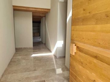 Venta de Casa en Querétaro, dentro Club Golf Campanario 4 recámaras, gran jardín
