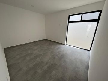 Venta de Casa en Querétaro, Lomas del Campanario IV, seguridad, alberca