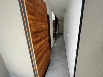 Venta de Casa en Querétaro, Lomas del Campanario IV, seguridad, alberca