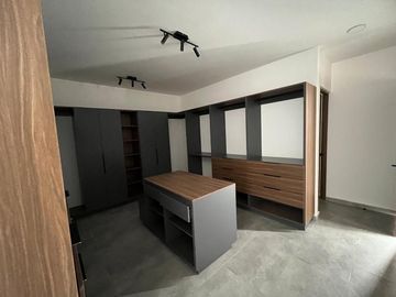 Venta de Casa en Querétaro, Lomas del Campanario IV, seguridad, alberca