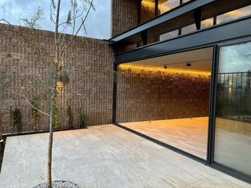 Venta de casa moderna , Querétaro, Residencial La Vista, 4 recámaras, 4 baños