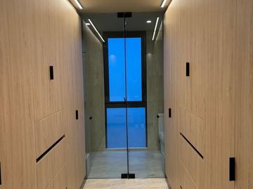 Venta de casa moderna , Querétaro, Residencial La Vista, 4 recámaras, 4 baños