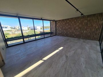 Venta de casa moderna , Querétaro, Residencial La Vista, 4 recámaras, 4 baños