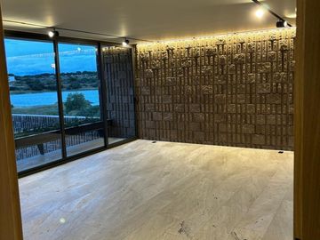 Venta de casa moderna , Querétaro, Residencial La Vista, 4 recámaras, 4 baños