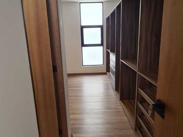 Venta de casa en Querétaro, Lomas del Campanario Norte con 4 recámaras 4 baños