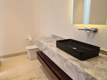 Venta de casa en Querétaro, Lomas del Campanario Norte con 4 recámaras 4 baños