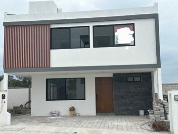 Venta de Casa en Querétaro, El Marqués, Zen Life 2, moderna, seguridad 24 horas,