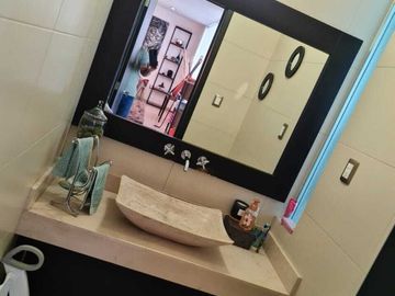Venta de casa en Querétaro, Centro Sur, Claustros de las Misiones, 4 Recamaras
