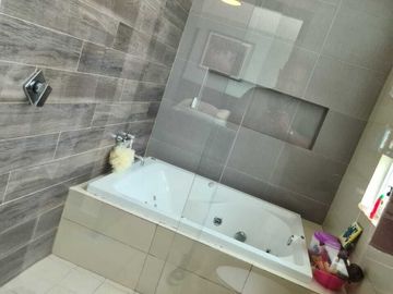 Venta de casa en Querétaro, Centro Sur, Claustros de las Misiones, 4 Recamaras
