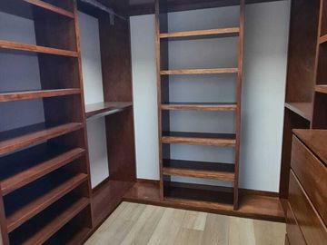 Venta de Casa en Querétaro, dentro del Club de Golf Campanario, 4 recámaras